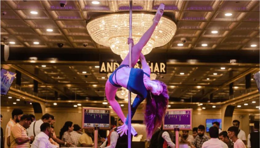 Big Daddy Casino, Panji