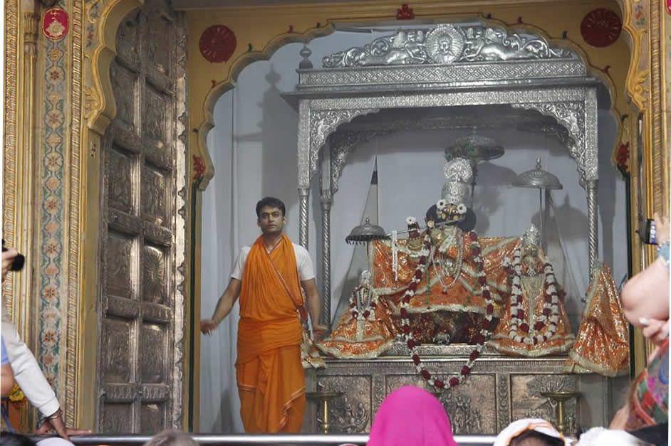 Shree Radha Gopinathji Temple