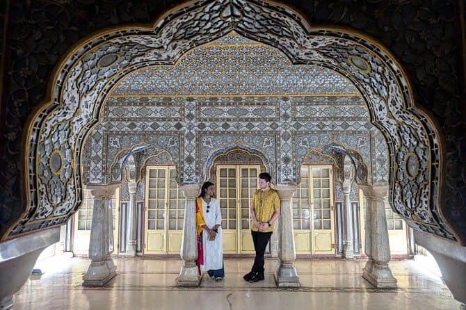 Albert Hall Museum + Jaipur Sightseeing by Tuk-Tuk