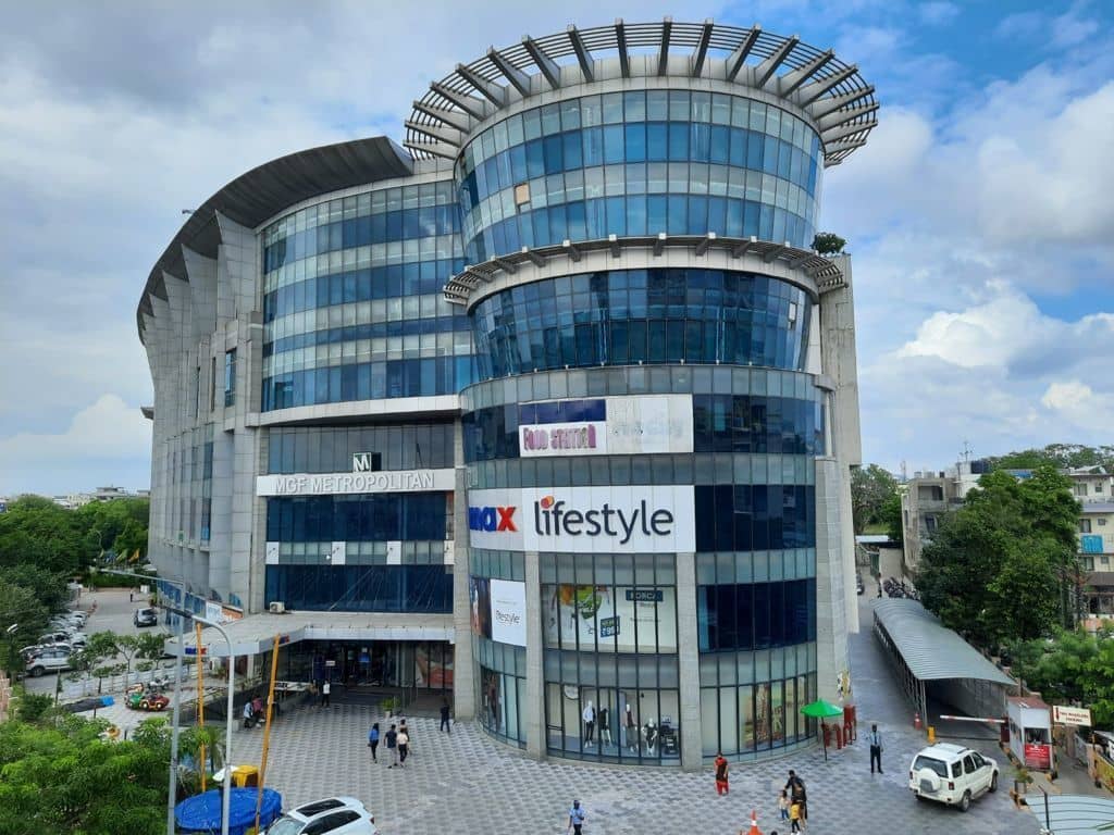 MGF Metropolitan Mall