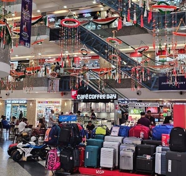 MGF Metropolitan Mall