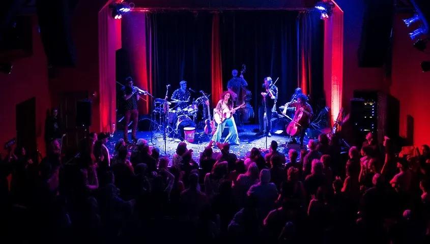 temp_image_SFO_Meta_C2_CATSNE_subcat_F1_3_1_d482b2d497