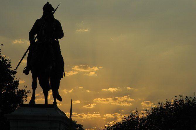 Guided Walking Tour at Night