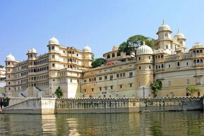 Dungarpur Fort (Juna Mahal)