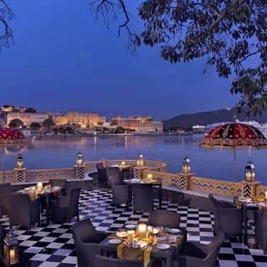 Sheesh Mahal, The Leela Palace