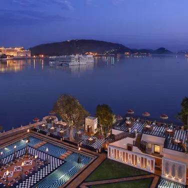 Sheesh Mahal, The Leela Palace