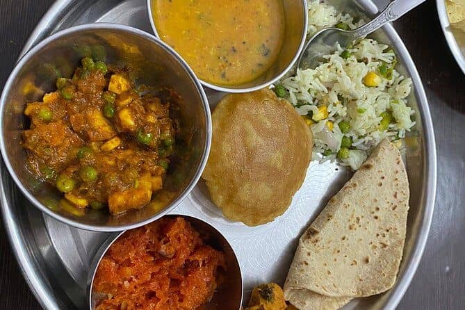 Cooking Class and Dinner with Rekha Family
