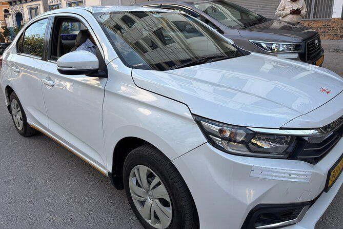 Udaipur Hotels to Udaipur Airport drop: Private Transfers