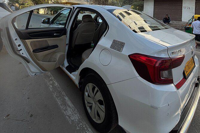 Udaipur Hotels to Udaipur Airport drop: Private Transfers