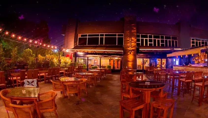 temp_image_subpoi_Auro_Kitchen_and_Bar_DEL_Meta_C2_CATFBD_subcat_F6_2_1_579bab5231