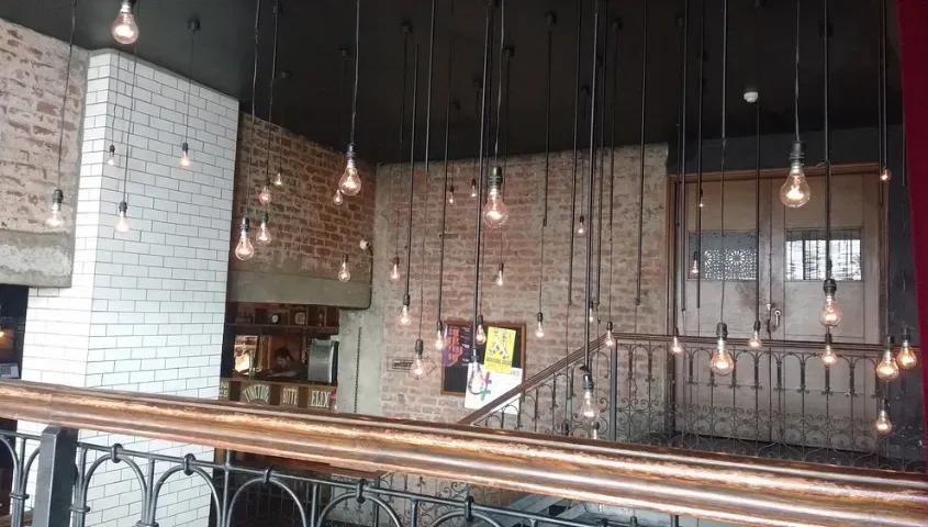 temp_image_subpoi_Social_DEL_Meta_C2_CATFBD_subcat_F6_2_0_74e01f7403